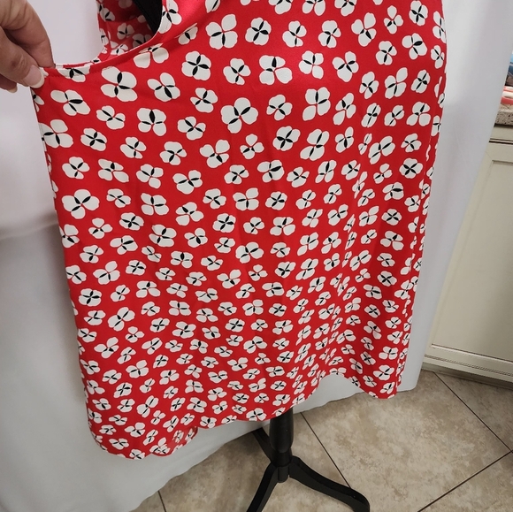 Calvin Klein Red, White And Black Floral Red Top - Picture 9 of 11